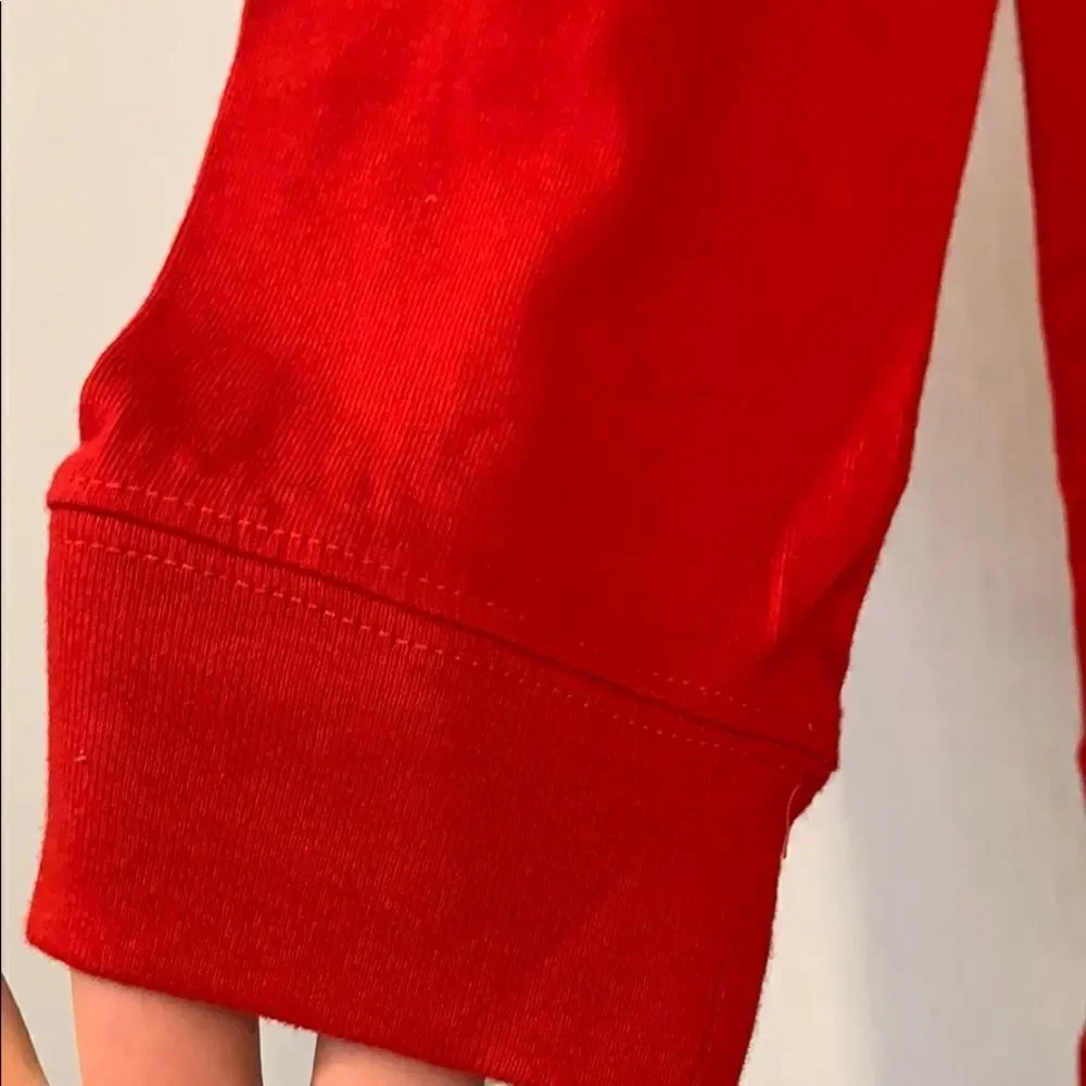 🎉1 hr sale  🎉Adidas sweater